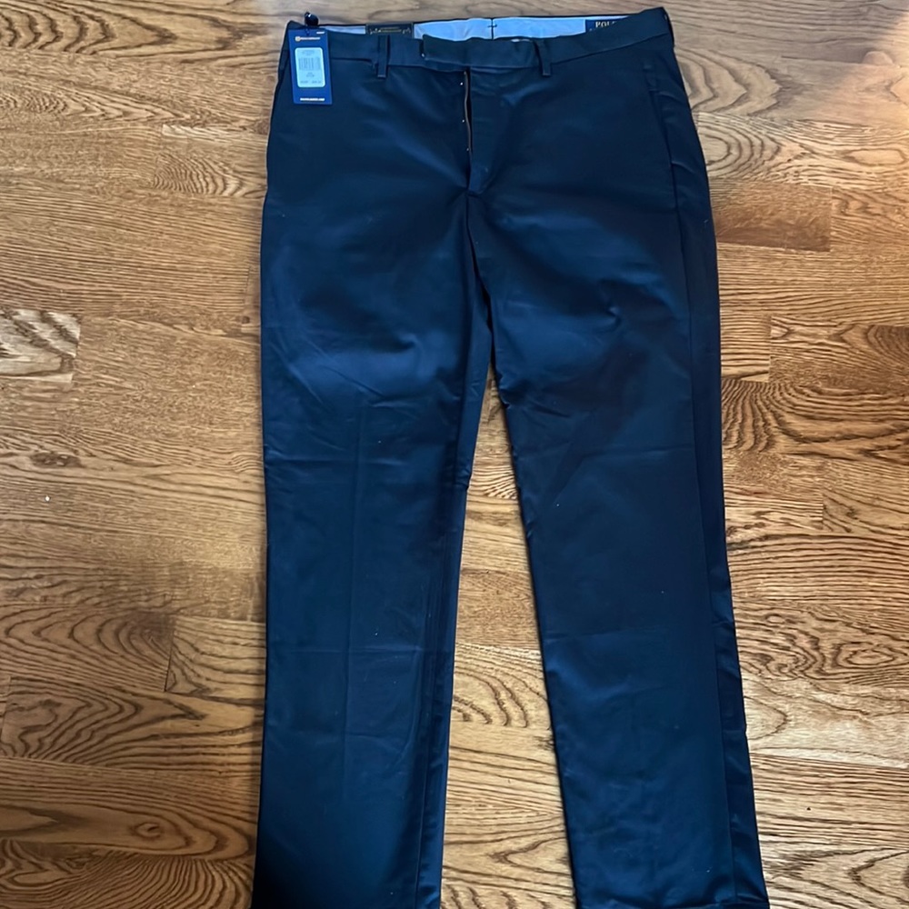 NWT Polo Ralph Lauren
Stretch Straight Fit Chino Pants